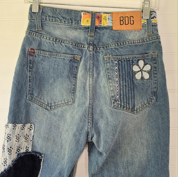 Urban Outfitters BDG High Waisted Flare Jean Indigo Crafted 26 - Picture 8 of 12